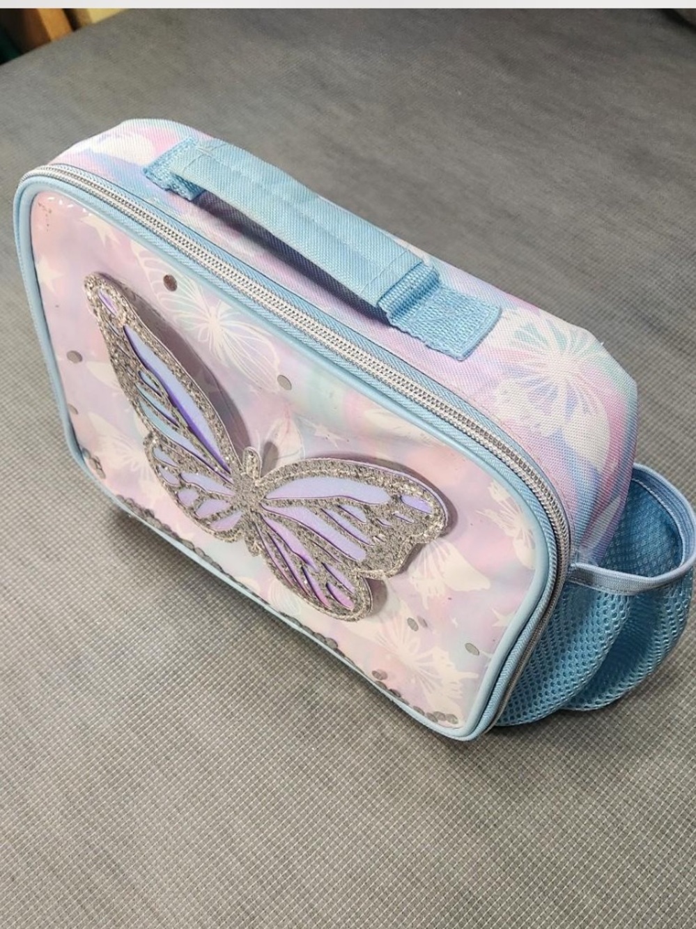 Girls Pastel Blue Glitter Butterfly
Insulated Lunch Box / Bag